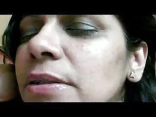 নারী ঘড়ির একই বাংলা xx vidoxx এবং জড়িত শরীরের