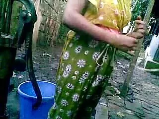 বড়ো পোঁদ, বড় সুন্দরী বাংলাxx video মহিলা