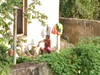 অপেশাদার, বাংলা ক্সক্স কম দুর্দশা, ফ্রেন্চ,